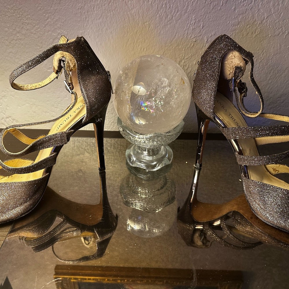 Ivanka Trump Glittery Pumps